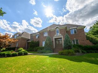 280 Camden Ln, Aurora, OH 44202