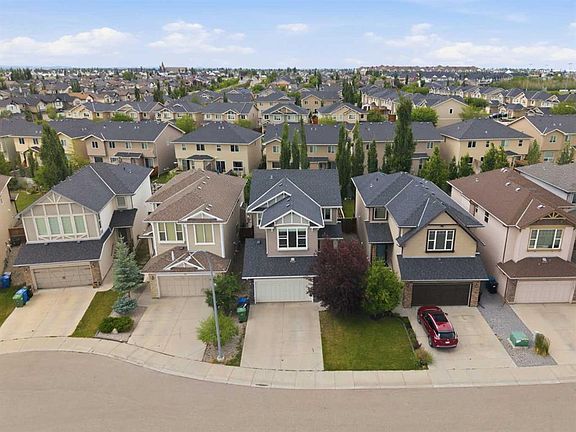 2nd image of 48 W Brightoncrest Mnr SE