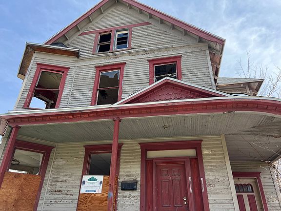 5th image of 2027 Midland Ave