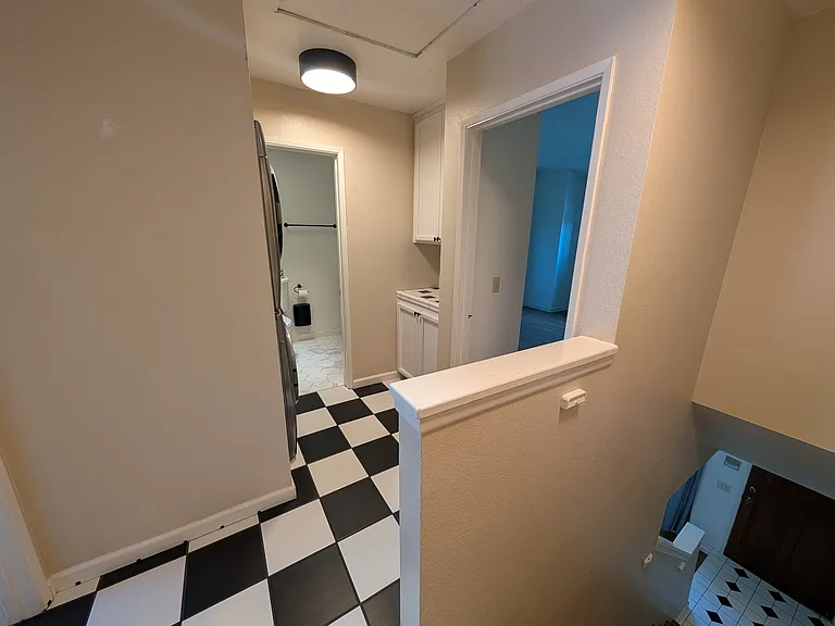 4510 Campus Ave #5 — Photo 15