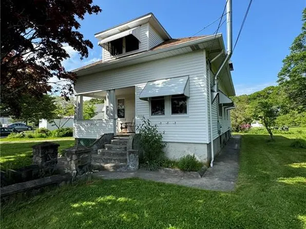 2690 Warwick Ave, Warwick, RI 02889