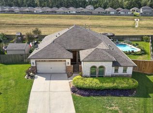 123 Carriage Ct, Magnolia, TX 77354
