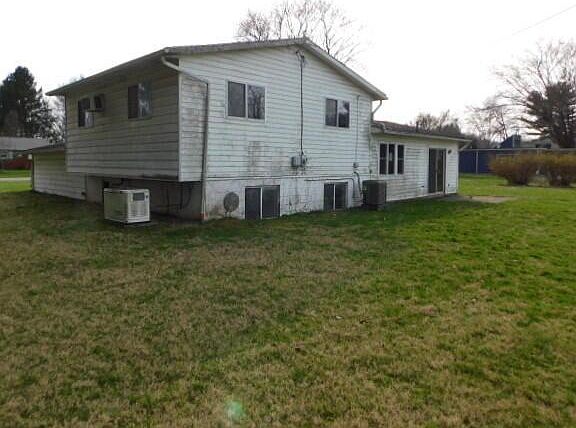 3rd image of 2088 Lorimer Dr NE