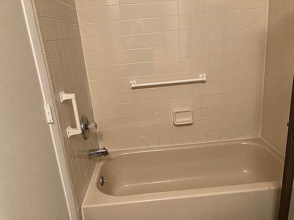 5th image of 8566 SW 108th Ln