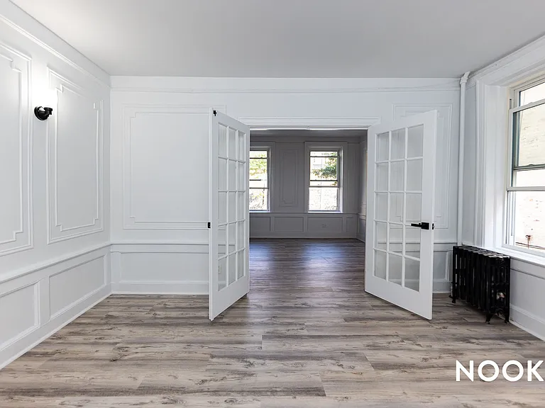329 Woodbine St #1F — Photo 11