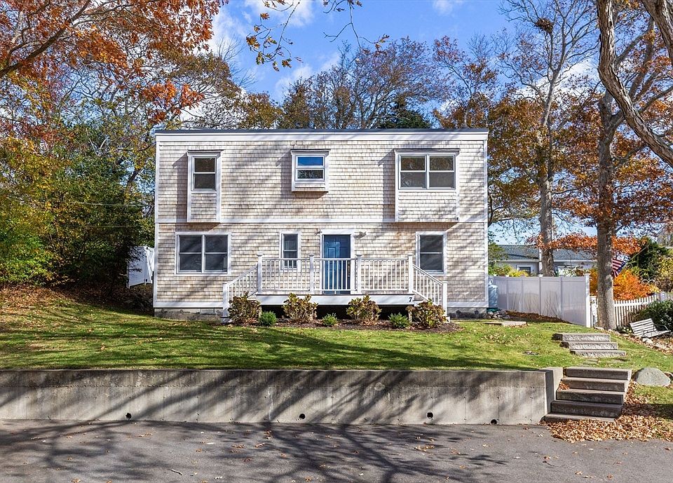 1st image of 7 Windsor Dr