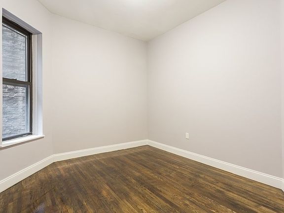 4th image of 454 W 22nd St #3A1