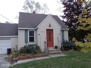 17452 174th Ave, Spring Lake, MI 49456