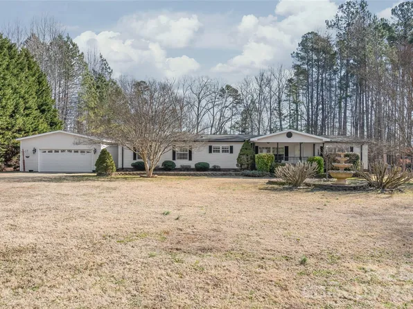 3068 Feather St, Concord, NC 28025