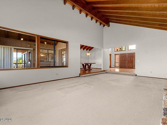 5th image of 1585 Twin Oaks Rd