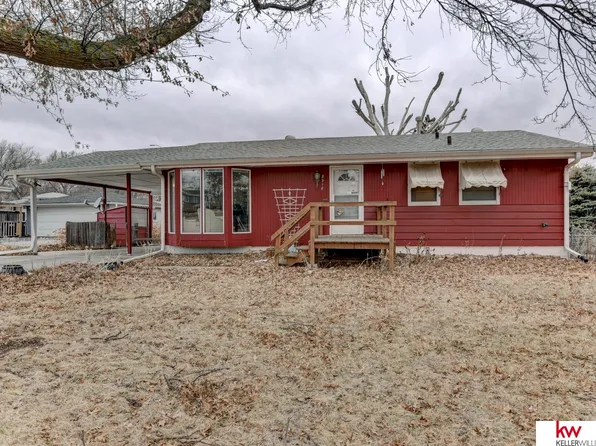 8918 Hamilton St, Omaha, NE 68114