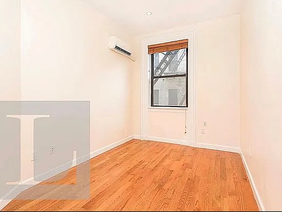 3rd image of 222 E 18th St APT 1F