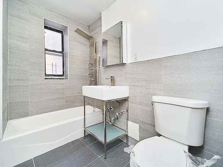 1590 Amsterdam Ave #23 — Photo 8