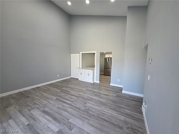 5th image of 5463 Millwood Ln #42-C