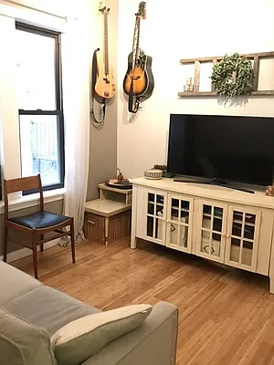 Rented by Keller Williams NYC | media 19