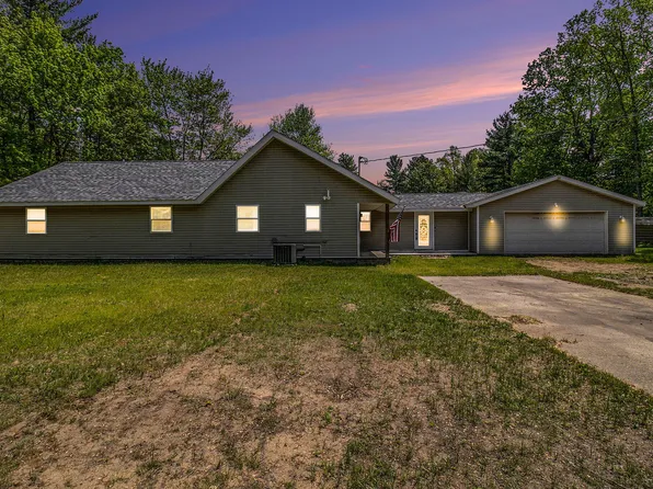 10560 N Tuttle Rd, Free Soil, MI 49411