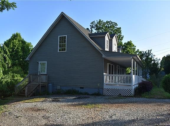4th image of 222 Lonesome Pine Dr
