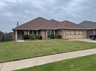 3712 NE Fieldcrest, Lawton, OK 73507
