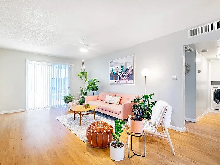 337 W Pasadena Ave #11 — Photo 2