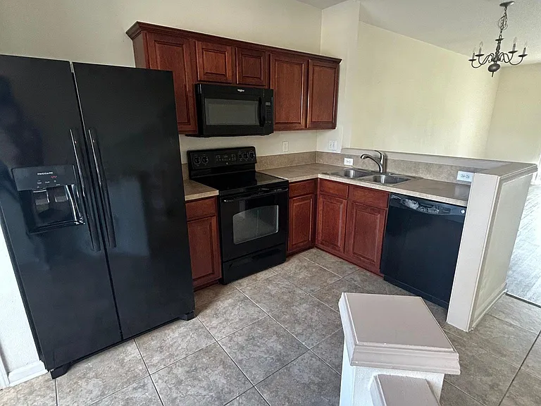3541 Nightscape Cir — Photo 10