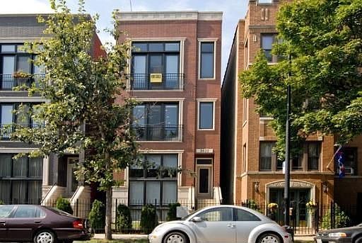 1st image of 3622 N Damen Ave #3