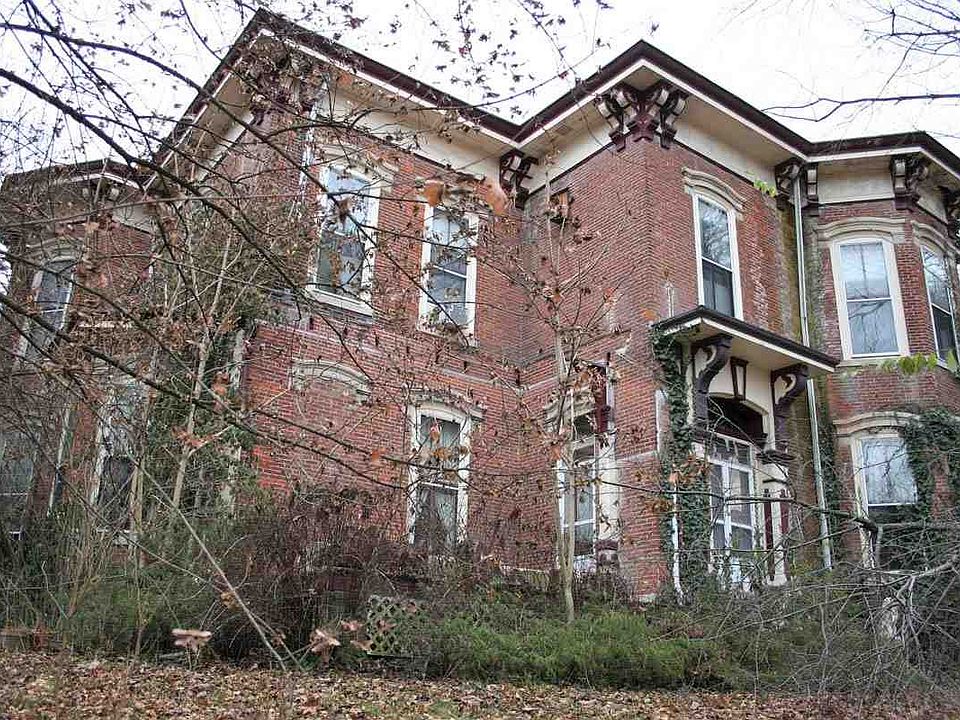 1st image of 817 Lincoln Ave
