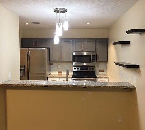 5th image of 36 Alder Ave SE APT 3