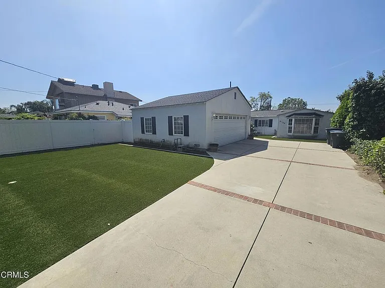 3154 Del Vina St — Photo 3