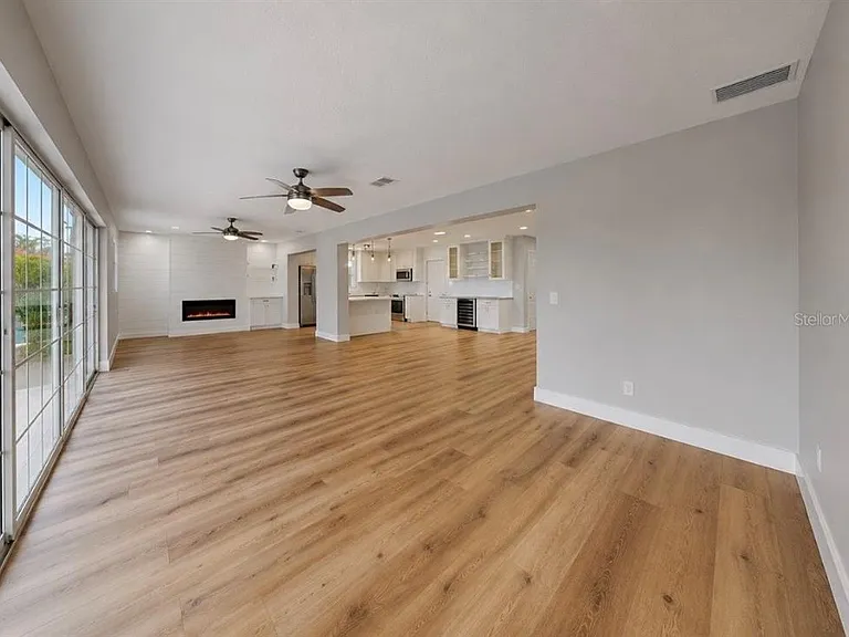 6513 Abaco Dr — Photo 24