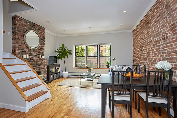 Sold by Compass | media 2