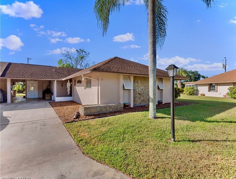 1st image of 203 Oaklawn Ct