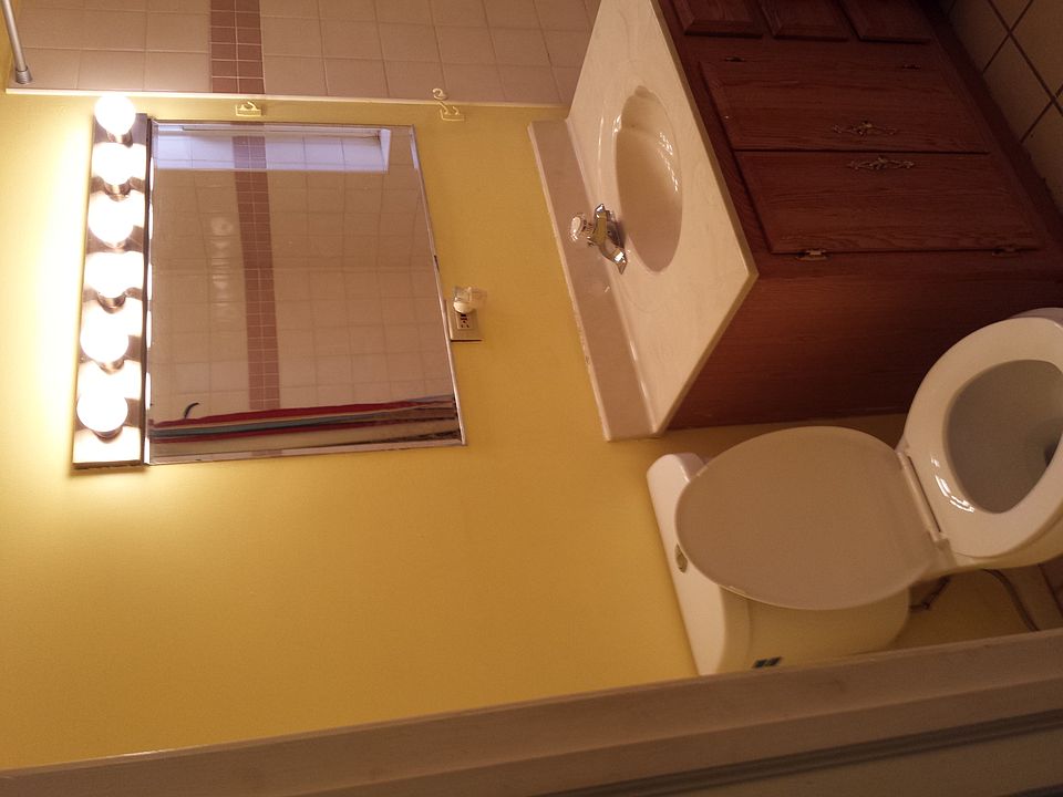 2nd image of 4952 S Vincennes Ave #2S