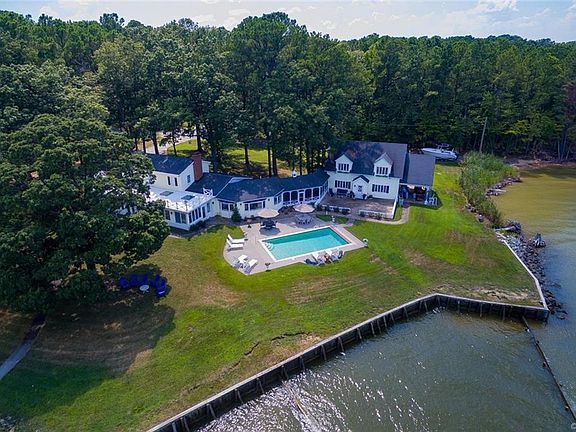 3rd image of 71 Waterview Dr