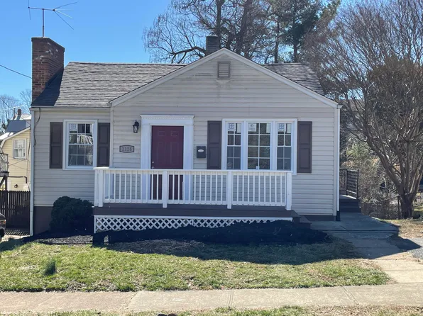 2128 Mountain View Ter SW, Roanoke, VA 24015