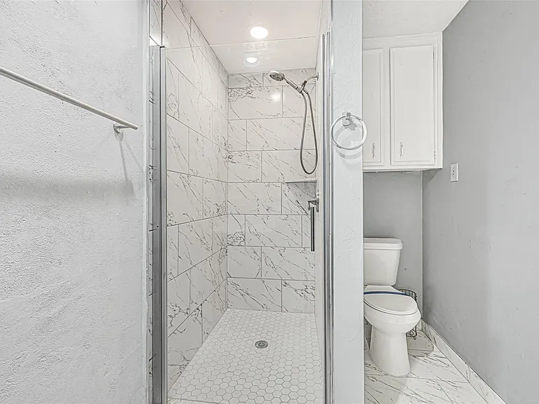 10127 Sagegate Dr — Photo 19