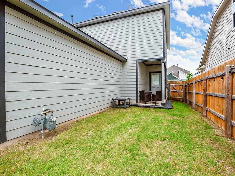 11804 Clayton Creek Ave — Photo 23