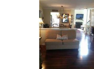 6003 Windsong Ct, Collegeville, PA 19426