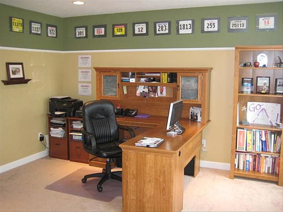 MAIN FLOOR OFFICE