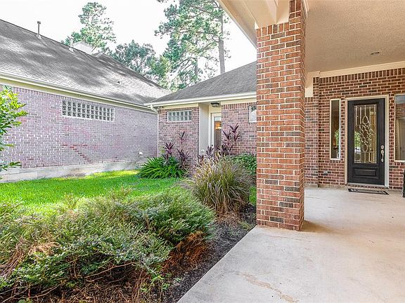 2nd image of 228 W Pines Dr