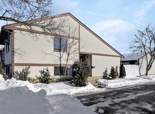 1380 Court Marguerite, Hanover Park, IL 60133