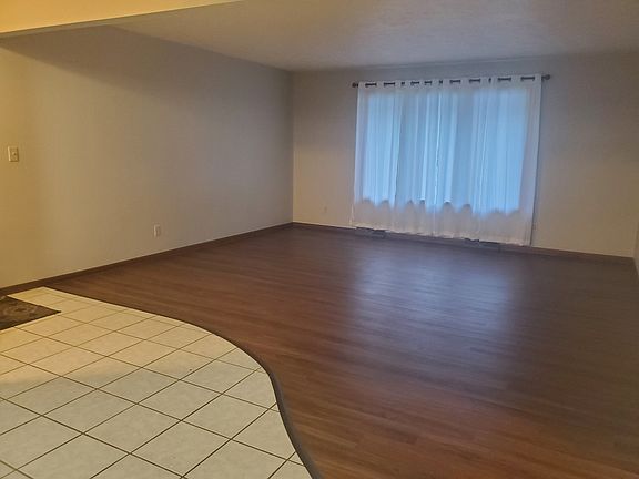 3rd image of 2751 Atherton Ln