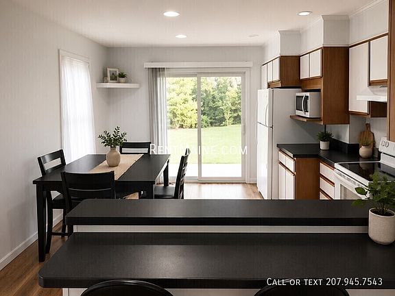 3rd image of 33 Burleigh Rd APT 16