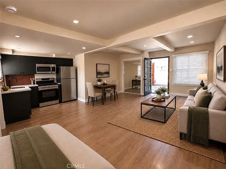 704 N Occidental Blvd #1 — Photo 2