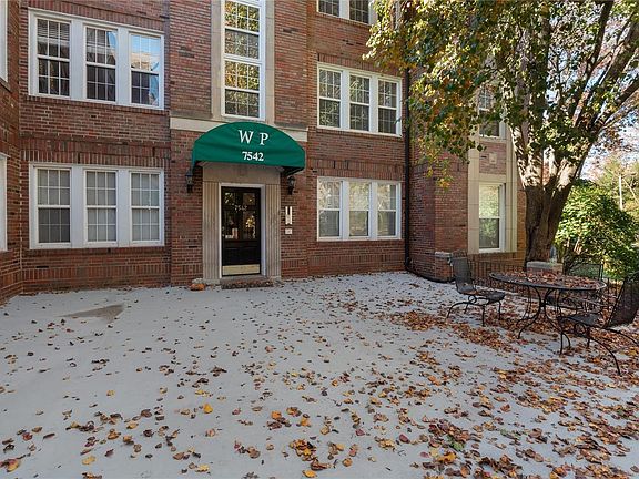 2nd image of 7542 Wydown Blvd APT B