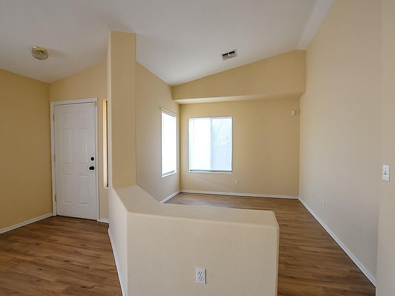 4th image of 1358 E 10th St