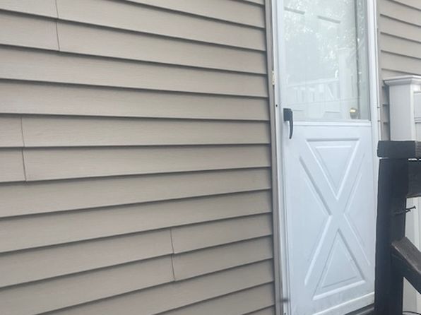 (undisclosed Address)