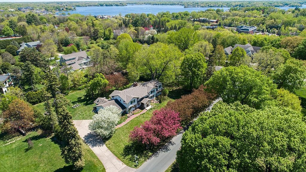 172 Westwood Ln S, Wayzata, MN 55391 Zillow