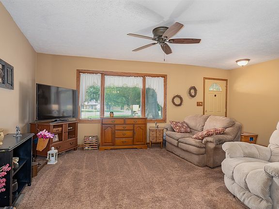 5th image of 1314 E Kirkwood Dr
