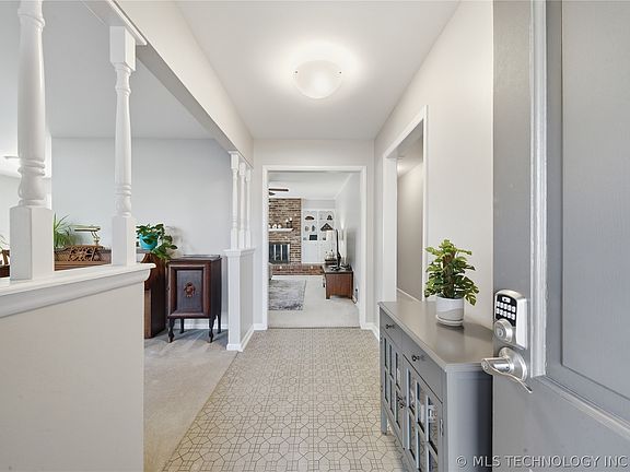 2nd image of 5405 S Xanthus Ave