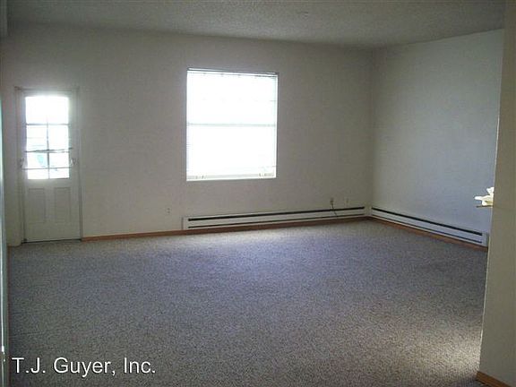 2nd image of 440 N Market Blvd APT 405